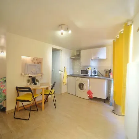 Charming Studio - Heart Of The City / Downtown Fontainebleau Exterior photo