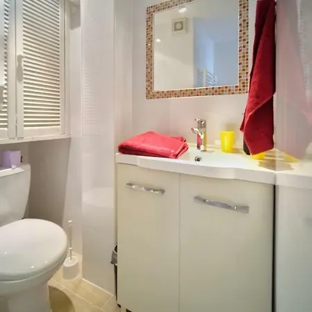 Charming Studio - Heart Of The City / Downtown Fontainebleau Exterior photo