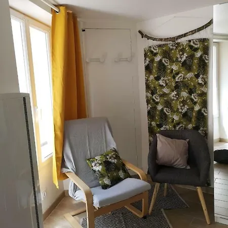 Charming Studio - Heart Of The City / Downtown Fontainebleau Exterior photo